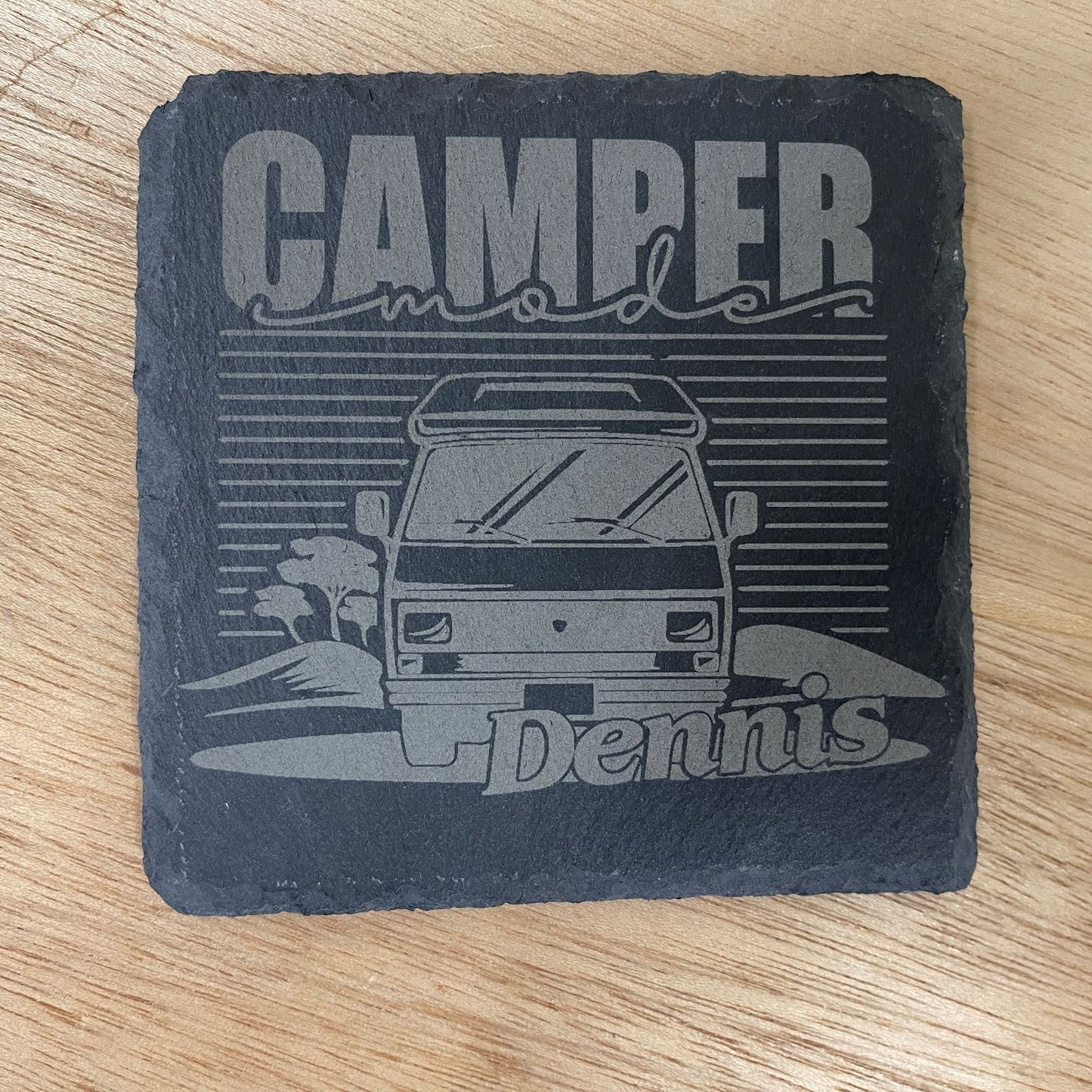 Leistenen onderzetter met eigen naam (10x10cm)