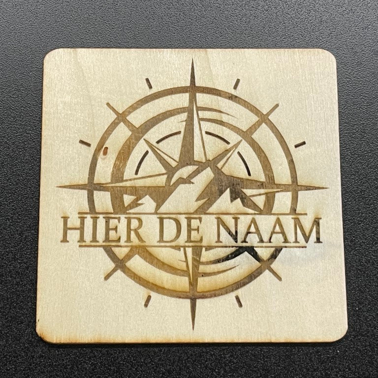 Set van 4 houten onderzetters met tekst (10x10cm)
