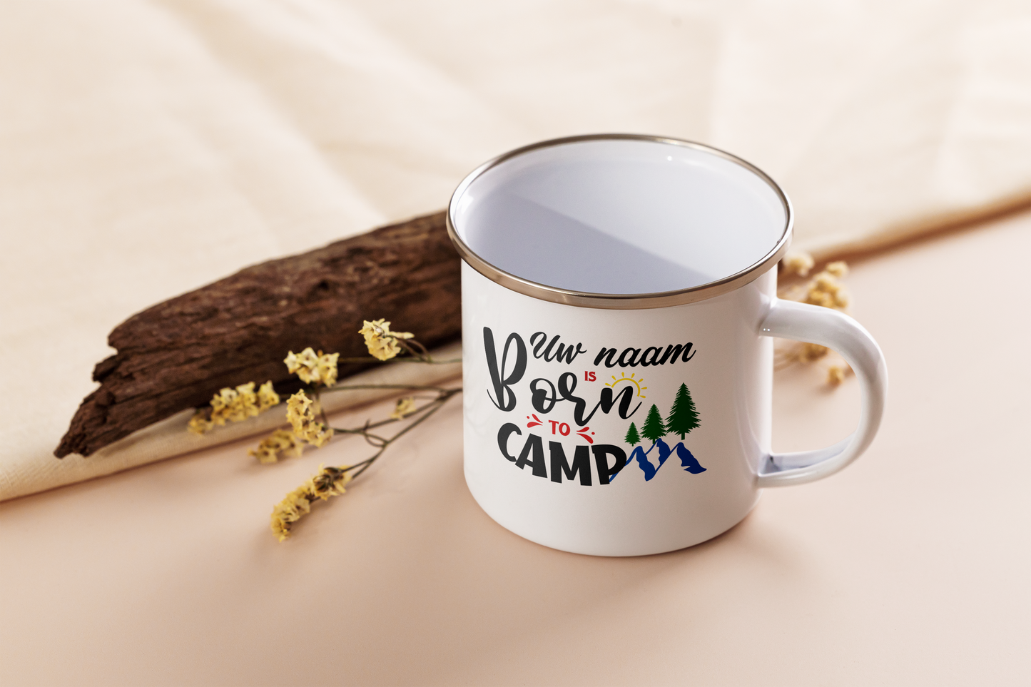 Gepersonaliseerde Emaille Mok "Born to Camp"